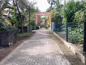 Land for sale in gampaha miriswatta