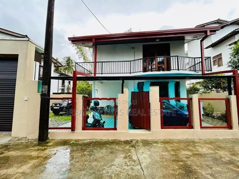 House in කඩුවෙල විකිණීමට