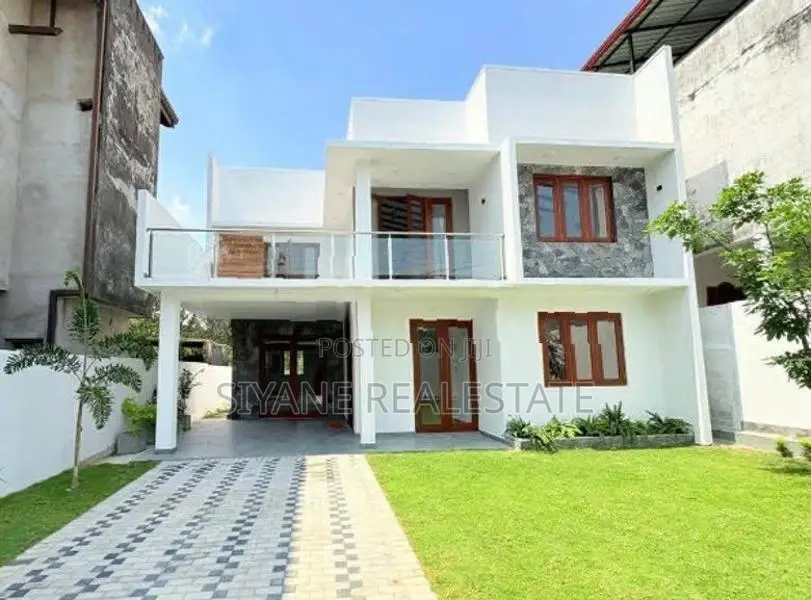 House for Sale Athurugiriya