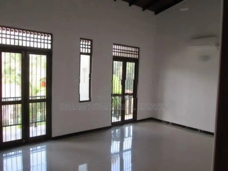 Spacious Two-Storey House for Sale – Kottawa