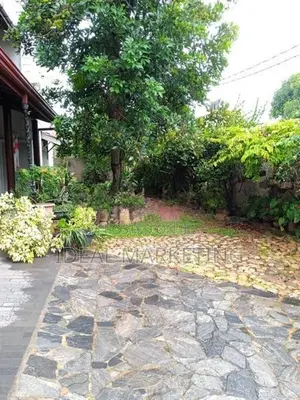 Prime House for Sale - Nugegoda, Main Road Facing (EM802)