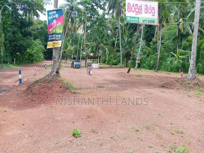 Land for Sale in Mirigama