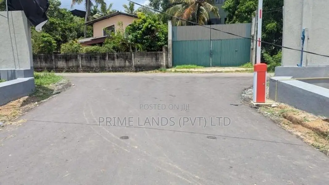 කුරුණෑගල නගරයෙන් වටිනාම බිම කොටස් කීපයක්