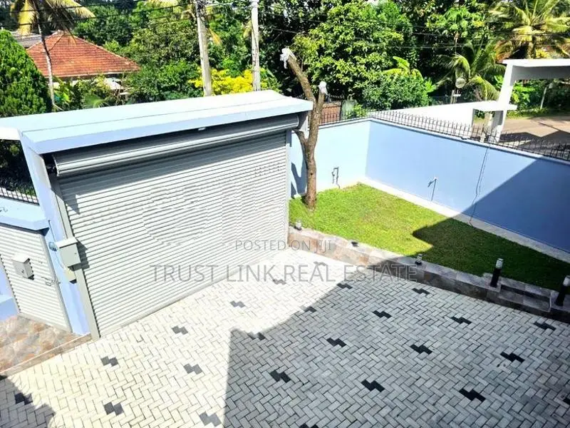New Storey House for Sale in Ragama