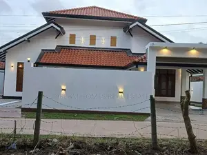 Modern Single-Storey House for Sale in Daluwakotuwa