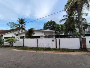 Single-Storey House for Rent in Battaramulla
