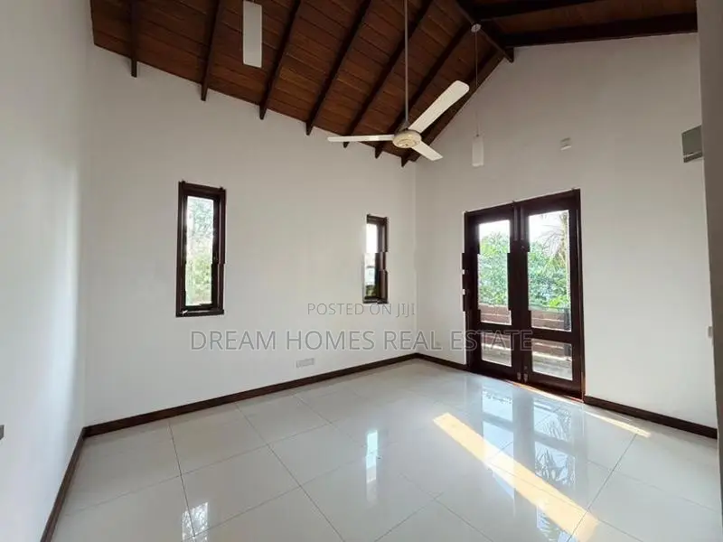 Luxury House for Sale – Ratmalana
