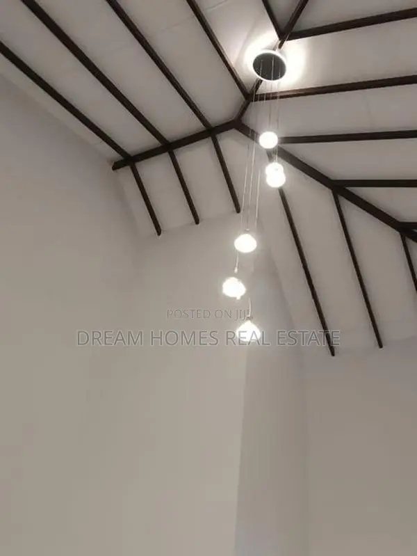 Modern Single-Storey House for Sale in Daluwakotuwa