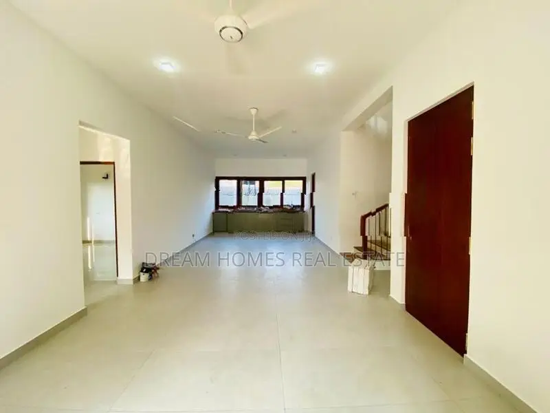 Brand-New Luxury 2-Storey House for Sale in Malabe – Arangala