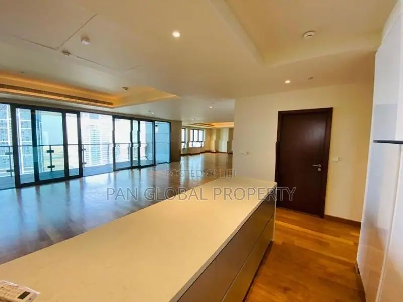 Cinnamon Life Penthouse for Sale in Colombo 02