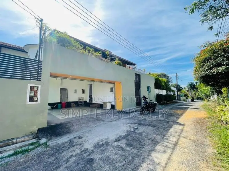 Luxury house for sale in kadawatha