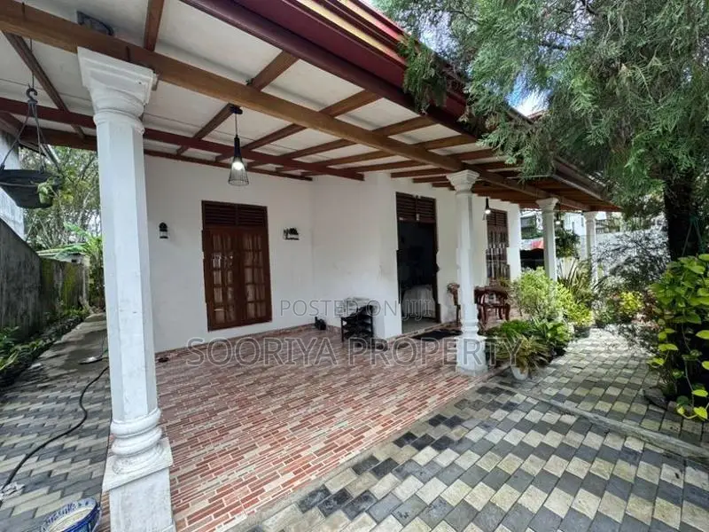 Beautiful New House for Sale in Piliyandala