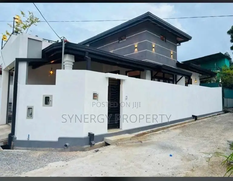 New modern House for sale athurugiriya