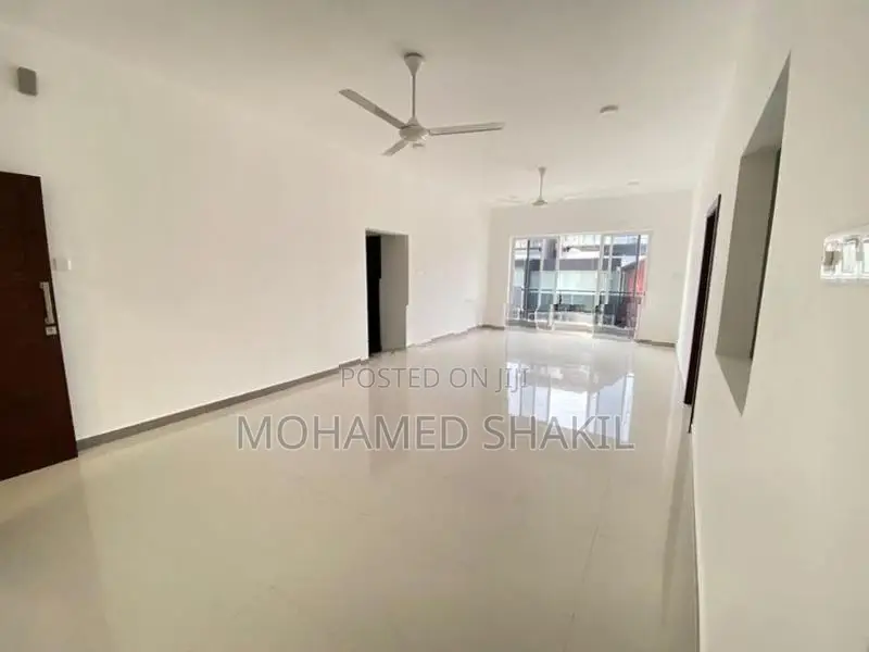 Blue Ocean Colombo 5 Apartment for Sale