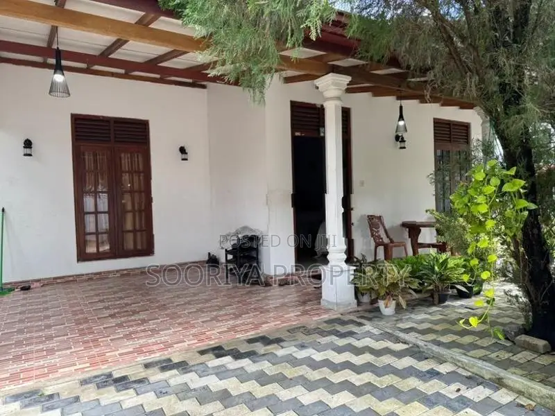 Beautiful New House for Sale in Piliyandala