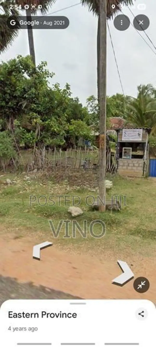 Land with House for Sale Pariyakulam