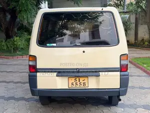 Mitsubishi L200 Delica 1986