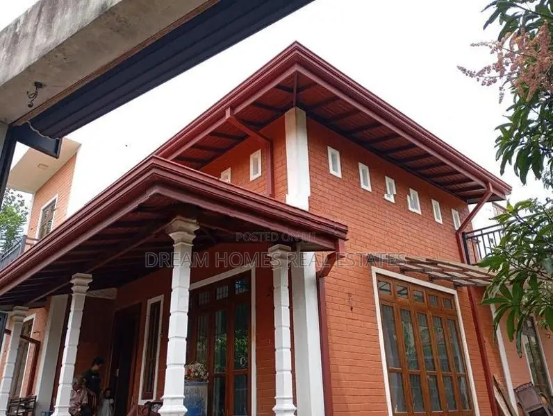 Well-Maintained House Near Kandana Town – Ideal Family Living