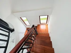 3-Storey Luxury House for Sale – Prime Location Near Siyabalape Juncti