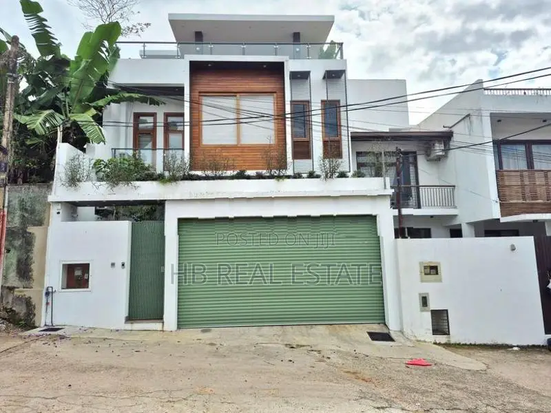 Fully Furnished Luxury Three-Storey Modern Designed House Battaramulla