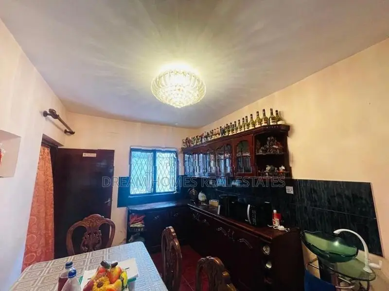 Spacious 6BR Family Home for Sale – Prime Location in Kandana