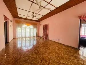 Spacious 6BR Family Home for Sale – Prime Location in Kandana