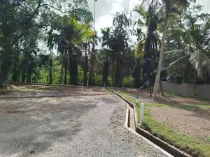 හෝමාගම බිම් කොටස් විකිණීමට