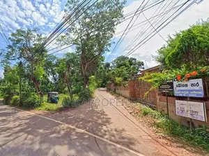 House with 35 Perches Land for Sale in Orutota, Gampaha.