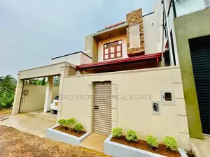 HAS208 - Elegant Luxurious House for Sale in Piliyandala