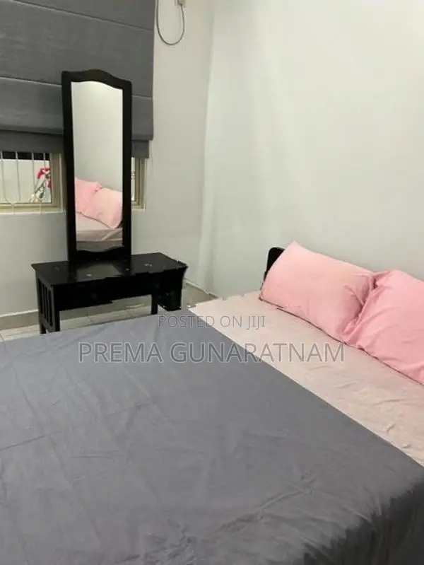 Wellawate First Floor Apartment with Sea Views