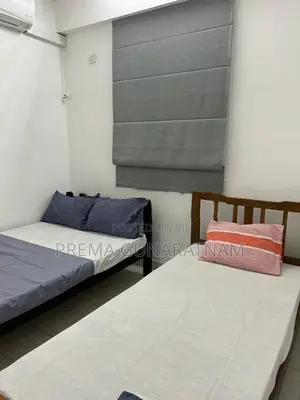 Wellawate First Floor Apartment with Sea Views
