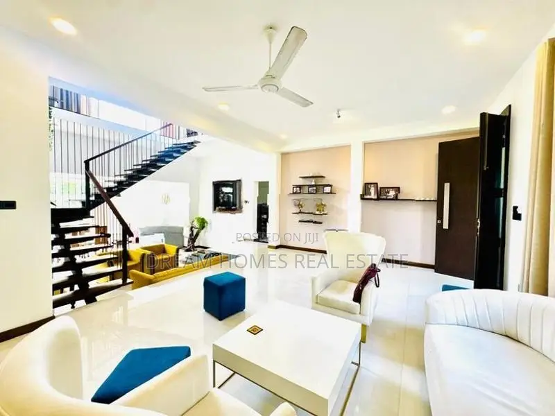 Luxury 5 Bedroom House for Sale in Thalawathugoda | 18 Perches