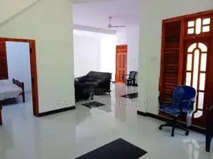 දෙමහල් නිවසක් බඳු දීමට ඇත මොනරාගල