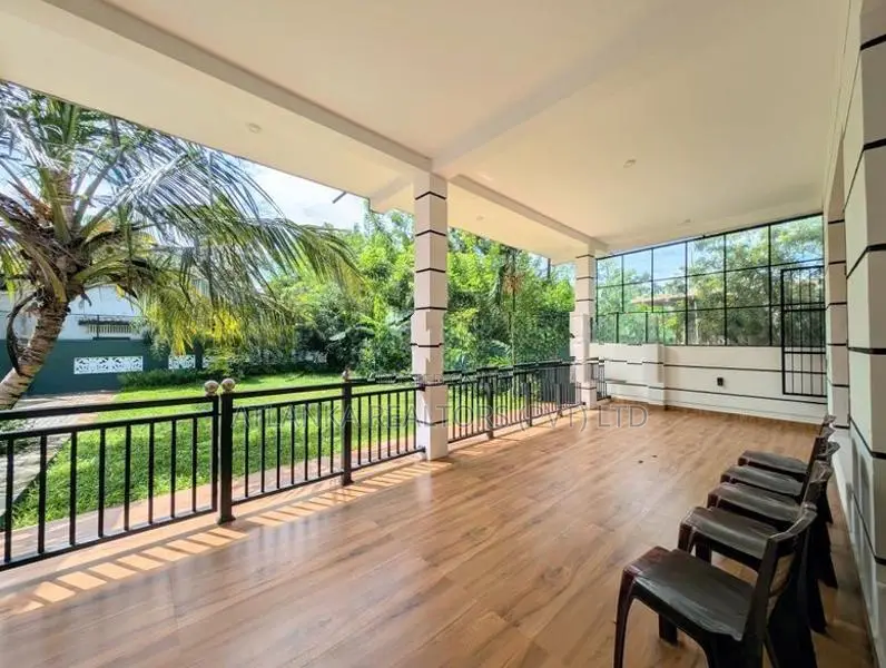 Brand New 5 Bedroom House for Sale in Pannipitiya