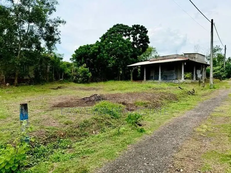 පාදුක්ක - මීපේ වටිනා නේවාසික බිම්කොටසක් විකිණීමට