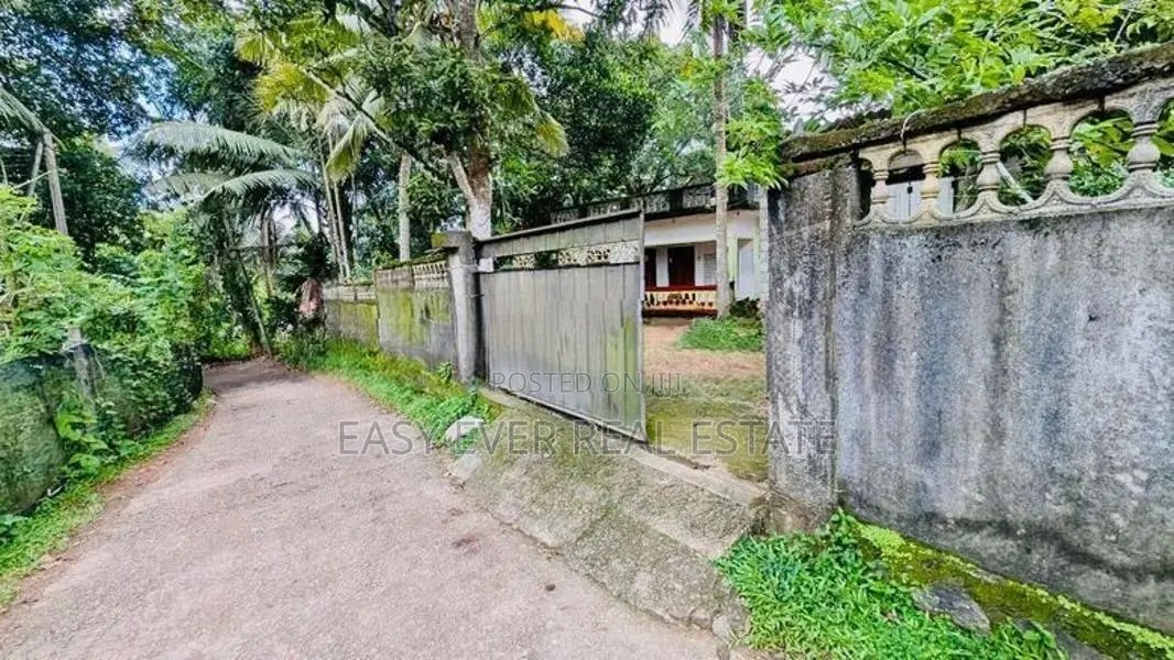 Kadawatha House for Sale