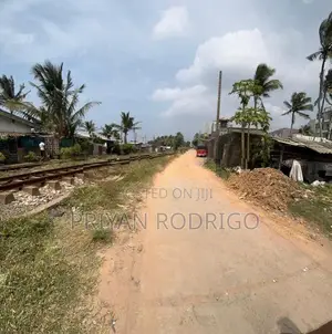 Dehiwala Aponso Avenue 75 Perches Land for Immediate Sale