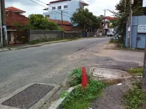 Mount Lavinia - 44.25 Perches of Land with an Old House for Sale