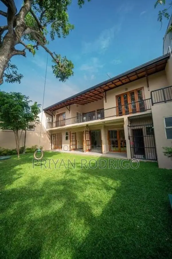 Boralesgamuwa - Gangarama Road 04 Bed Room 02 Storied House for Sale