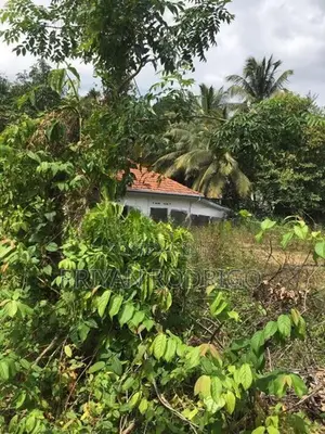 Kiribathgoda - Eriyawetiya 43 Perches of Land for Sale