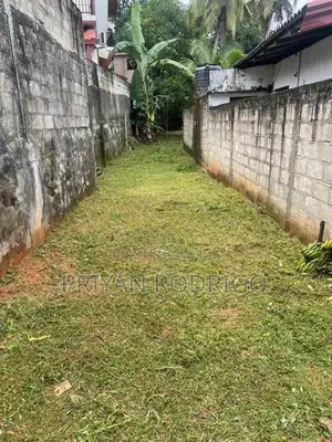 Pannipitiya Depanama 9.65 Perches of Land for Sale