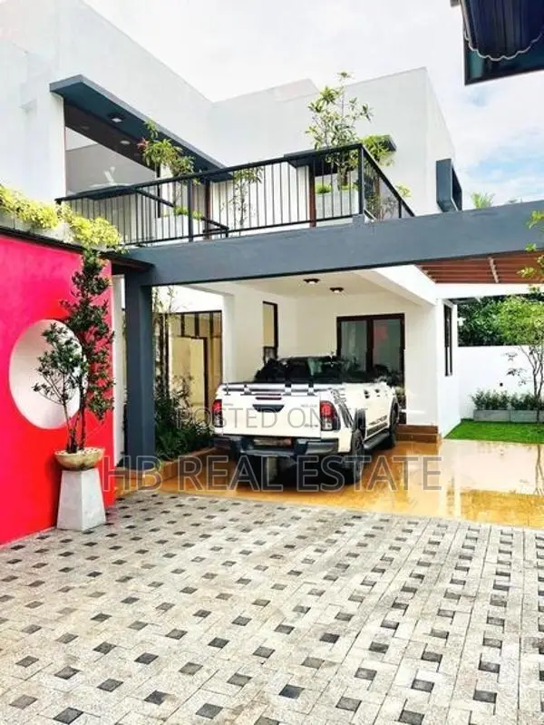 Architecture Designed Super Luxury Three Story House Kothalawala