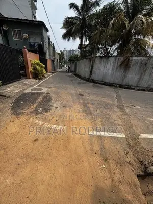 Dehiwala Aponso Avenue 75 Perches Land for Immediate Sale
