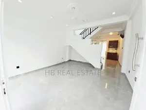 Newly Build Luxury Three Storey House For Sale Piliyandala