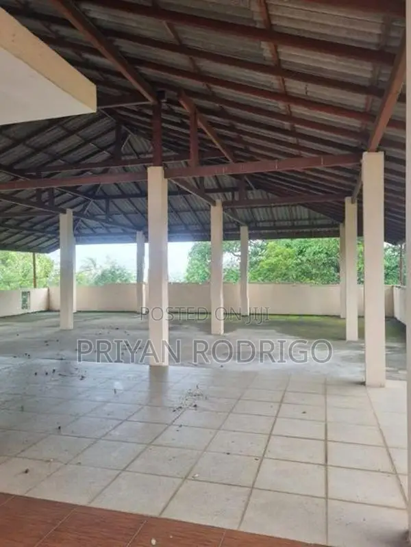 Mount Lavinia 03 Storied House on 16 Perches of Land for Sale