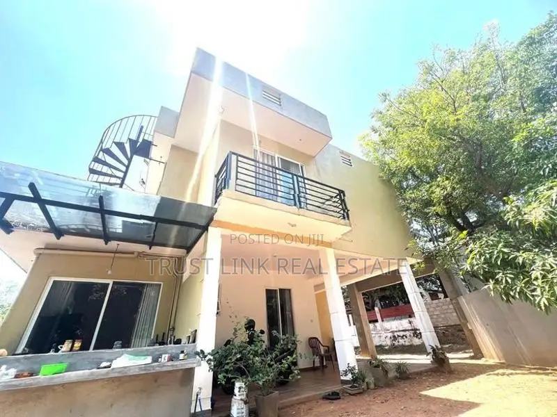 2-Kottawa Residence on 9.7 Perches – Prime Location in Kandana