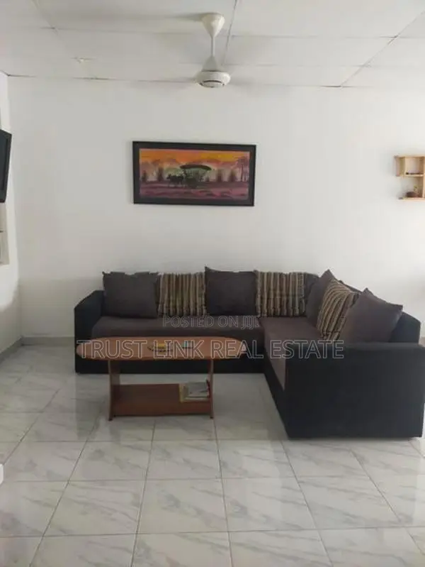 Modern 3-BR Single-Kottawa House in Ja-Ela