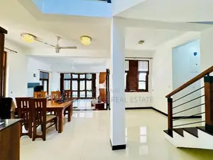 Premium 3-Storey Luxury House for Sale in Kotte – Baddagana