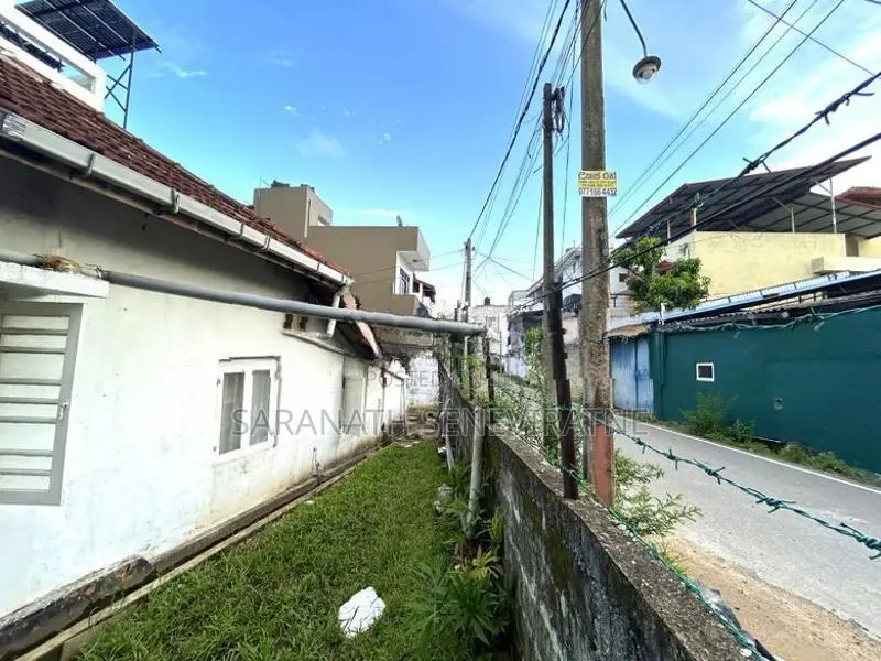 Land Facing Dehiwala Waidaya Road - House Not Valued
