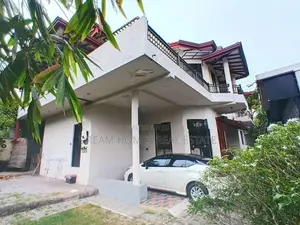 Modern 5BR Luxury Home for Sale – Kottawa (Horahena)